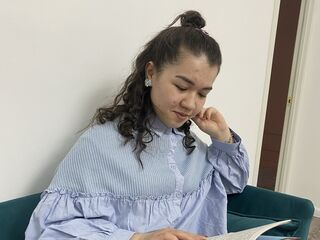 free live cam EllyJames