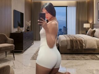 camslut showing pussy EloiseCrocce