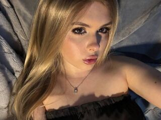 webcam girl chat room ElvaBrown
