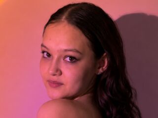 camslut fingering wet pussy ElvieTalboti