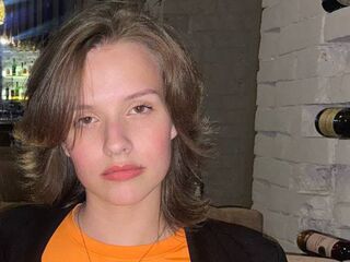 cam girl masturbating with vibrator ElwineDennett