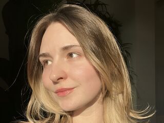 live sex webcam EmaSchlotzhauer