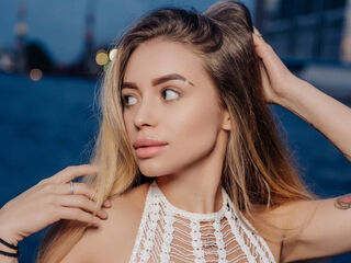 beautiful girl EmilyBeverly