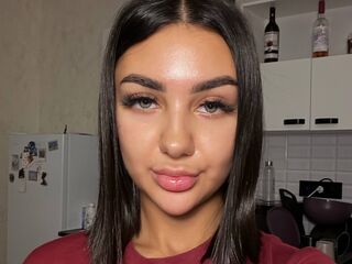 camwhore masturbating with dildo EmilyClarc