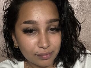 bedroom live webcam EmmaDebie