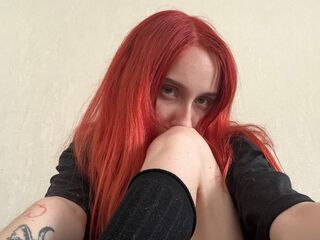 nude webcam girl EmmaKrasnova
