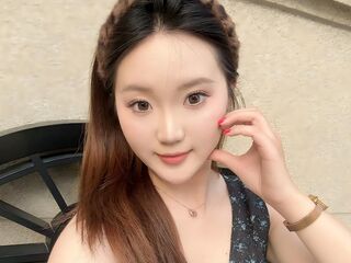 camslut topless EmmaWei