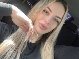 adult cam chat EmyiliaBliss