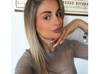 beautiful camgirl Evelynnny