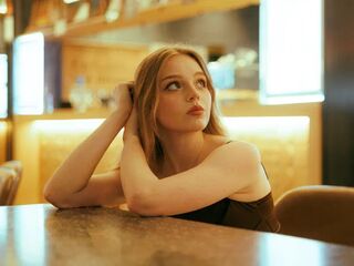 sexy camgirl live FloraGodsil