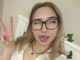 hot cam whore FloraSelt