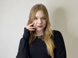 camgirl spreading pussy FrancieMcrenolds