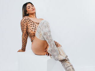 naked girl with webcam fingering pussy GiaMartineli