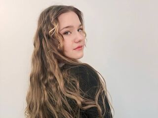 sexy live webcam girl GrayceSerrell