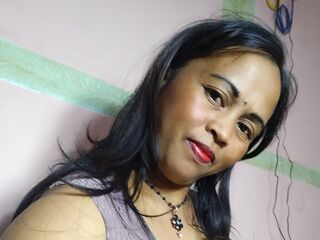 fingering girl cam HaingoTsinjo