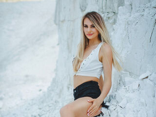 webcamgirl chat room HannaMo