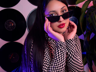 chat room live cam HanniClark