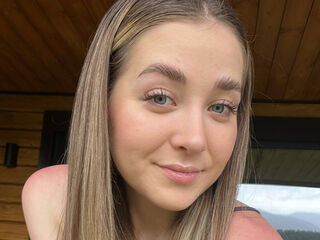 hot chat room IlonaCabiness