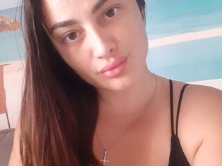 naked girl with webcam fingering pussy IrinaGheorghe