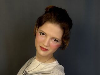 chatroom webcam photo IrisKemp