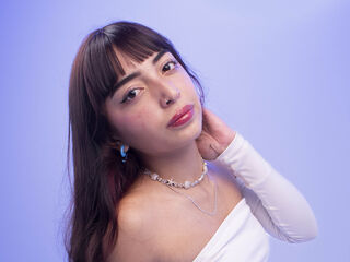 fingering camwhore IrisVelvet