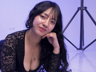 online chat IsabellaBot
