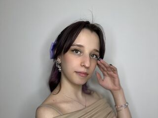 naked cam girl photo IvyLewis