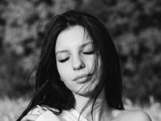naked cam chatroom JanettaVanhove