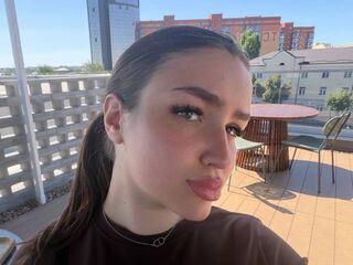 webcam striptease show JanieWeyhrauch