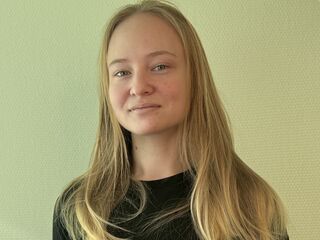 adult chat room JeniferFerrarini