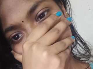 girl fingering shaved pussy KajalRajput