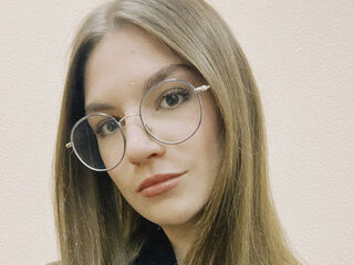 teaser cam KaraTribley