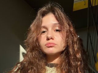 camgirl video chat KarlenePaiva