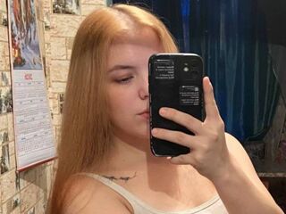 free adultcam KarrieAnesi