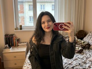 web cam chat KeliCollymore