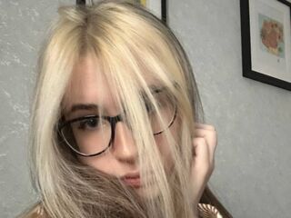 adult web cam KiraRihand