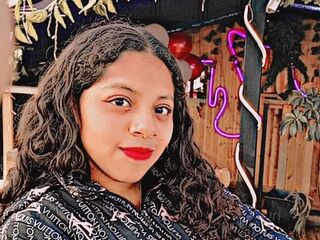 sexy camgirl KyraFade