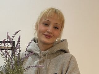 chatroom webcam picture KyungMikes