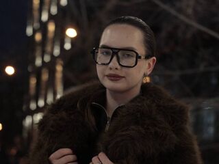 cam girl cam chat LatanyaDunkley