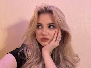 nude camgirl picture LatoyiaCanpos