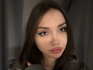 shaved pussy cam LikaOnyx