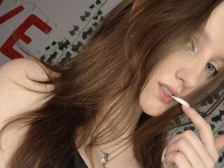 camgirl masturbating with vibrator LinetteBuenger