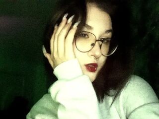 cam girl showing tits LinnaRose