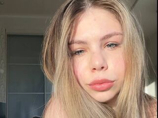 cyber sex chat LioraVayne