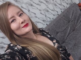 girl topless LizzMyers