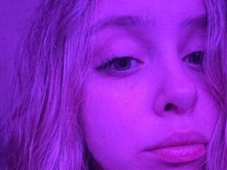 extreme LizzetteStanway