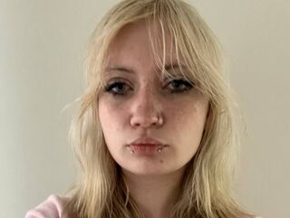 hot girl live webcam LoisBrindamour