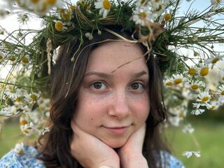 live cam show LolaFreeman