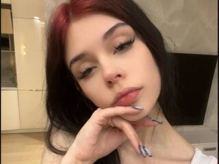 naughty chat LoraBrow