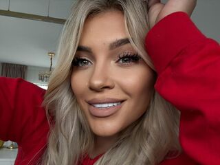 webcam pic LorennaRyan